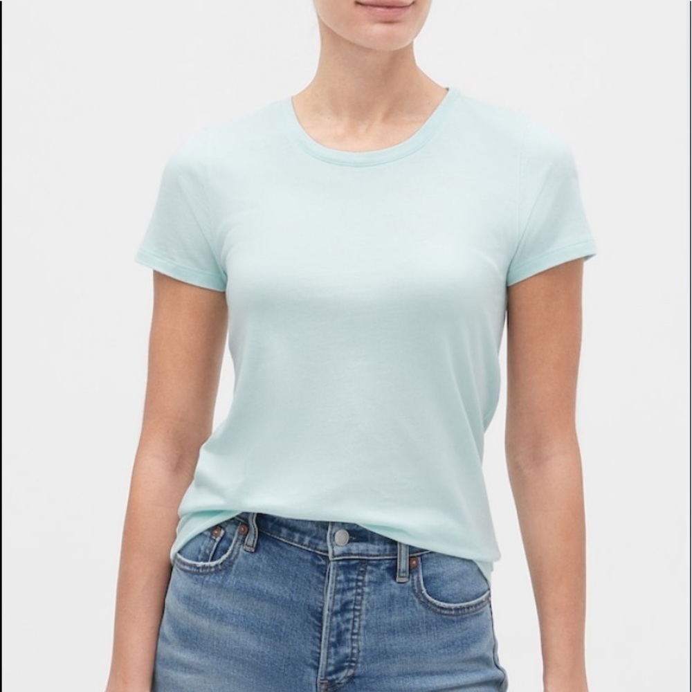 2/$25 GAP Favorite Favori Crewneck T-Shirt